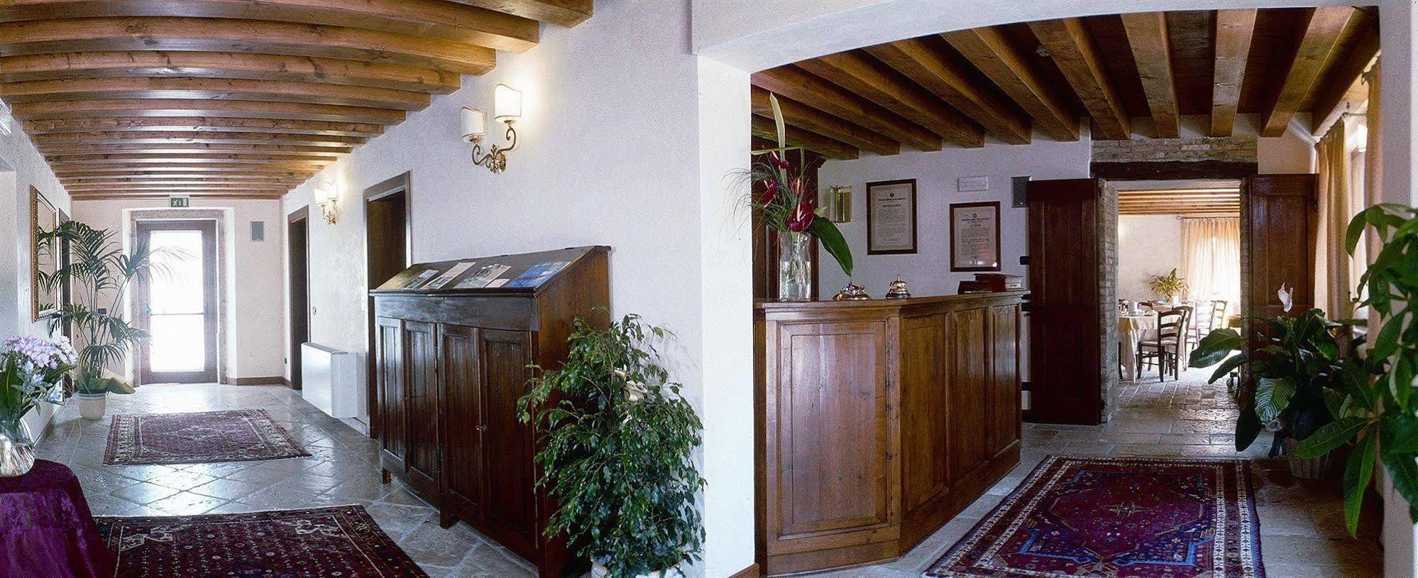 Hotel Villa Dei Carpini Oderzo Exterior foto